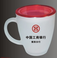 磨砂桃形杯帶蓋子