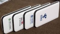 皮革移動電源（4000mAh）